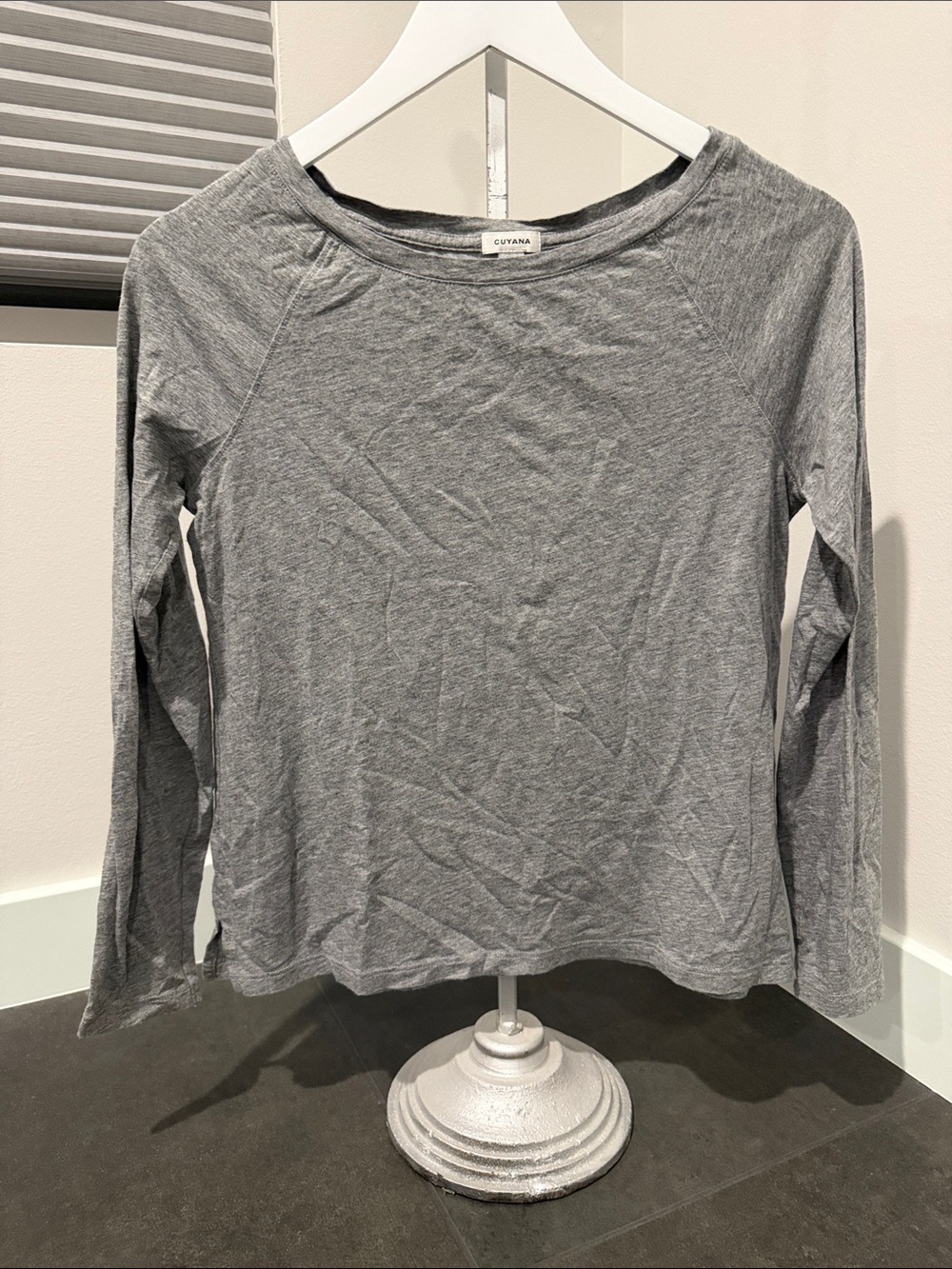 Cuyana Heather Gray Long-Sleeve Crewneck Tee
